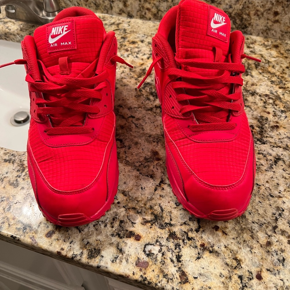 Nike Air Max 90 Triple Red size 13